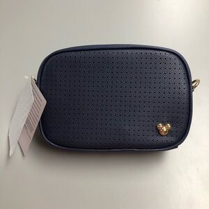 NWT - Disney convertible belt bag in navy 🤩